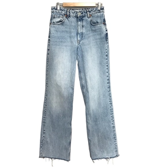 ZARA Wide Leg Raw Hem High Waist Blue Woman’s Blogger Favorite Jean Sz 8 - Picture 2 of 6